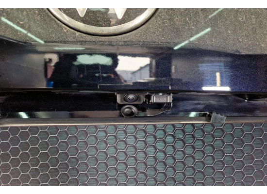 Защита камеры - VOLKSWAGEN MULTIVAN (T7) 2021-2024г.в. (VII) 