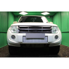 Защита радиатора - MITSUBISHI PAJERO 2011-2014г.в. (IV рестайлинг)