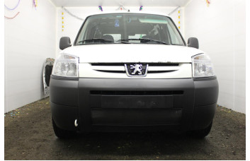 Защита радиатора - PEUGEOT PARTNER 2002-2012г.в. (I рестайлинг) 