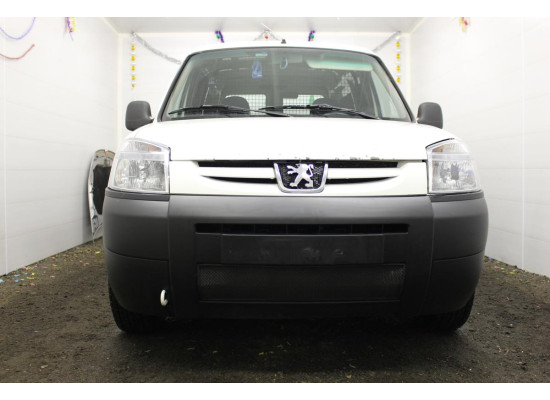 Защита радиатора - PEUGEOT PARTNER 2002-2012г.в. (I рестайлинг) 