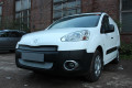 Защита радиатора - PEUGEOT PARTNER TEPEE 2012-2015г.в. (II рестайлинг) Защита радиатора - PEUGEOT PARTNER TEPEE 2012-2015г.в. (II рестайлинг)
