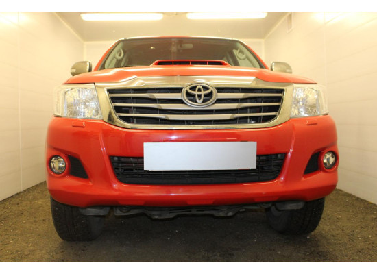 Защита радиатора - TOYOTA HILUX 2011-2015г.в. (VII рестайлинг) Защита радиатора - TOYOTA HILUX 2011-2015г.в. (VII рестайлинг)