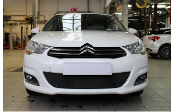 Защита радиатора - CITROEN C4 2013-2016г.в.