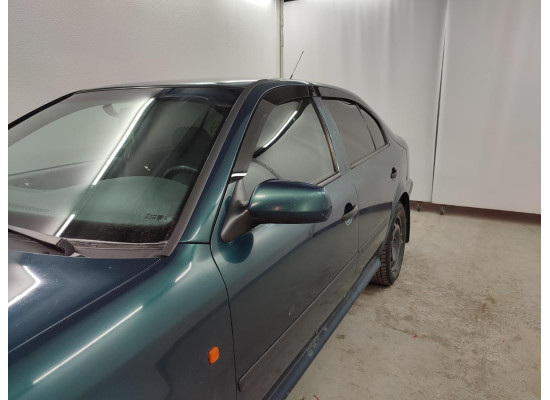 2D Дефлектор окон -  SKODA OCTAVIA (A4) 1996-2000г.в. (I)